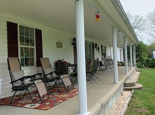 35 Stockett Rd, Morgantown, WV 26508