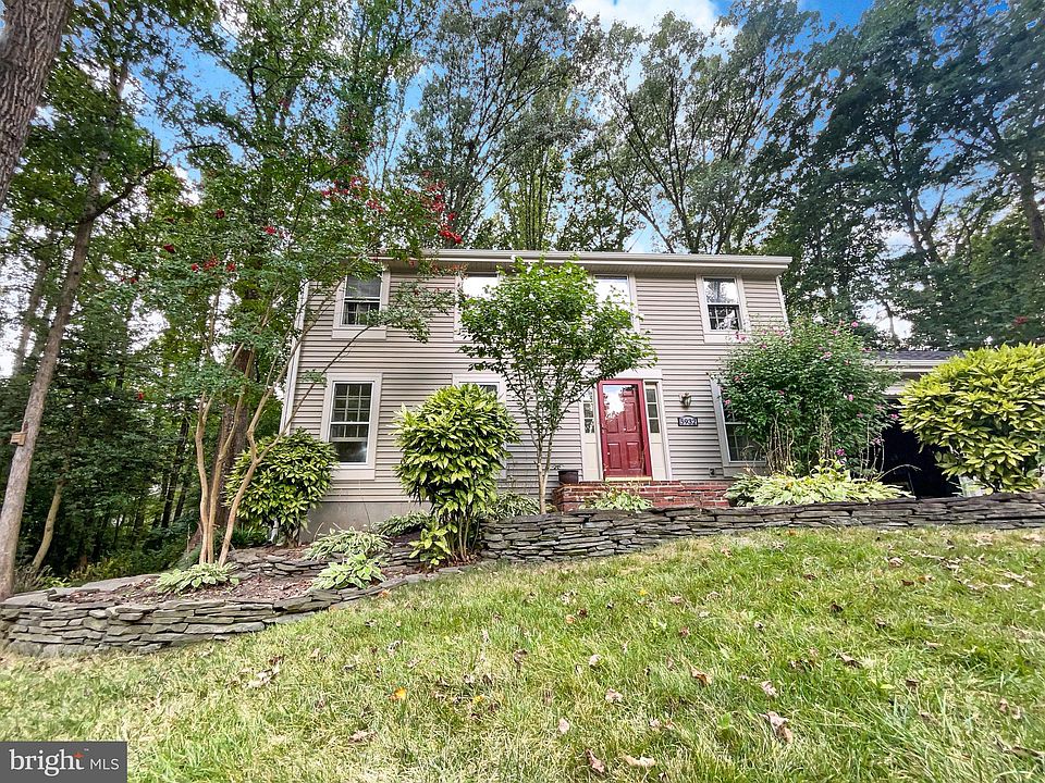 1st image of 5932 New England Woods Dr