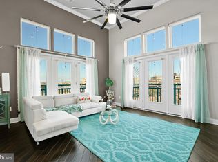 12000 Market St APT 474, Reston, VA 20190