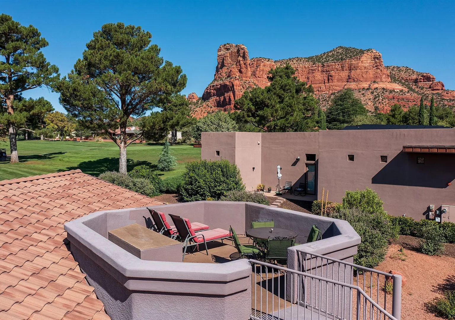 Mtn + Golf Views, Observation Deck + Hot Tub! — Photo 3