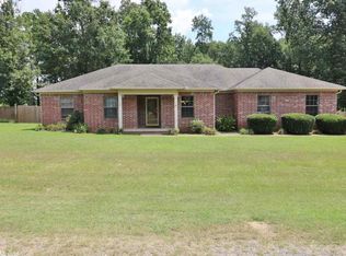 675 Pearl Stone Dr, Lonoke, AR 72086