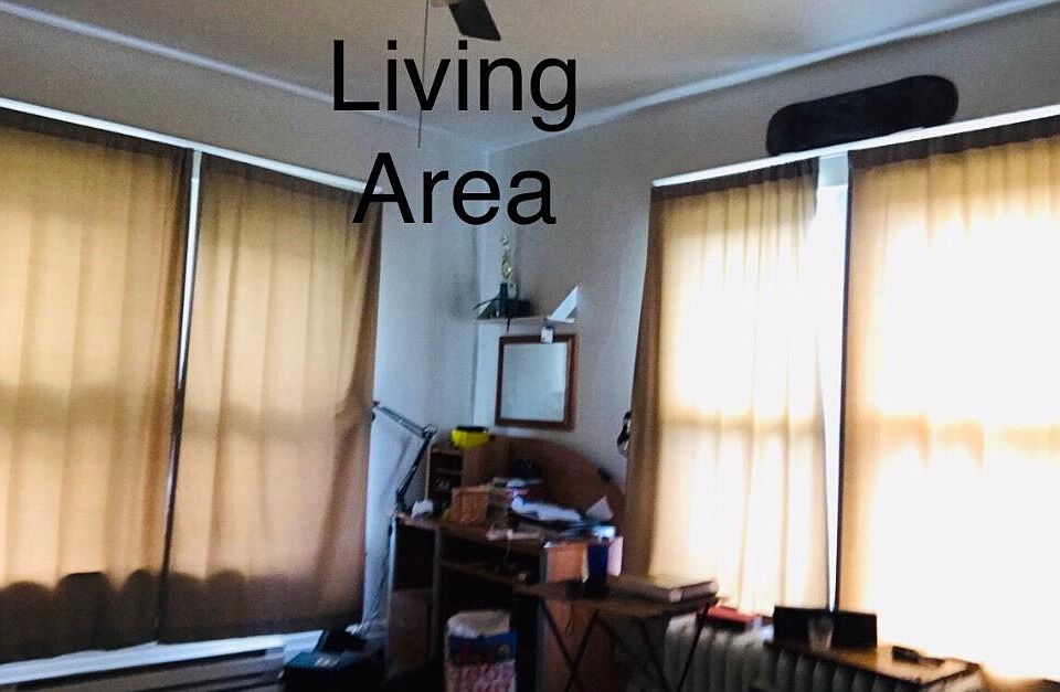 2nd image of 2207 E Linnwood Ave