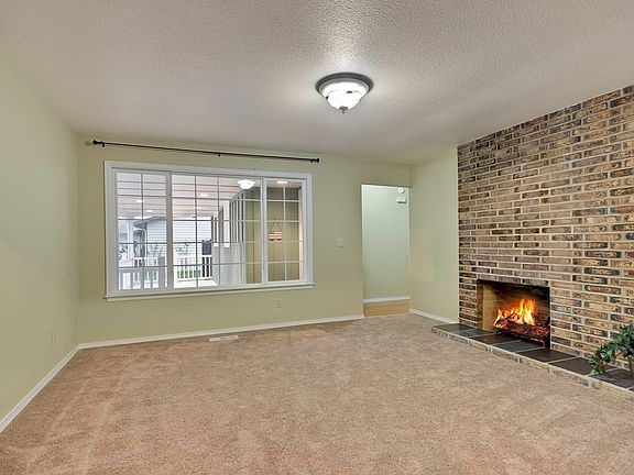 4th image of 8427 29th Street Ct E