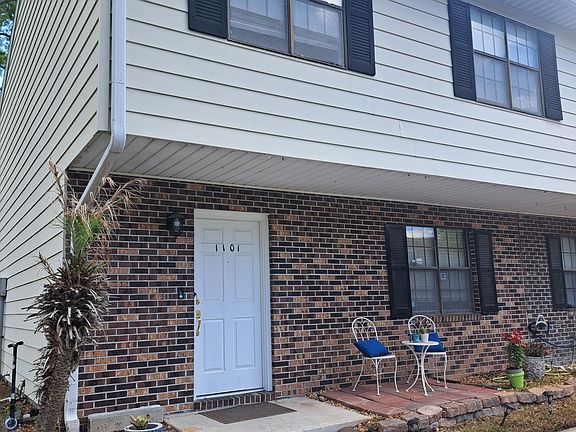 2nd image of 1101 KETTERING Way