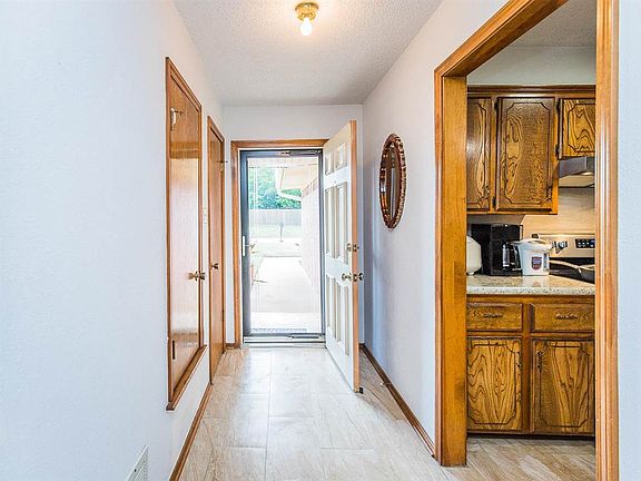 4th image of 2317 NW Terrace Hills Blvd