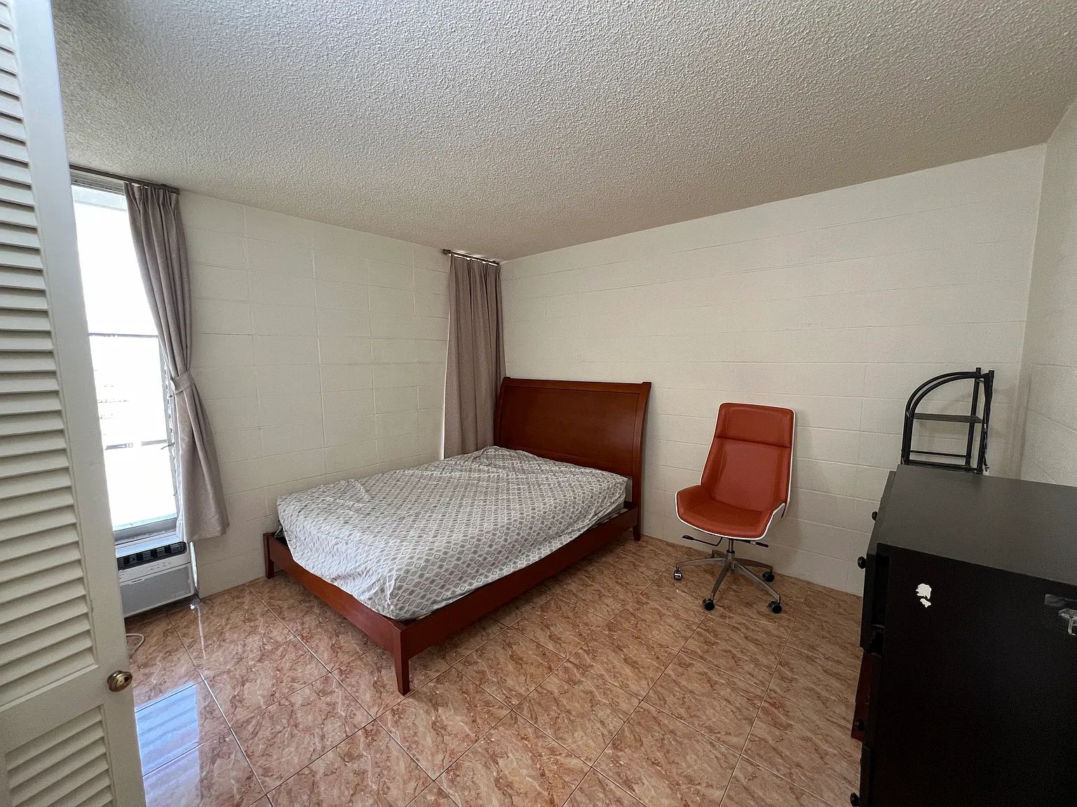 2 bed, 602 sqft, $1,950 — Photo 1