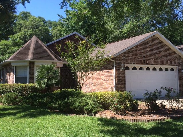 1st image of 12 Oak Village Dr
