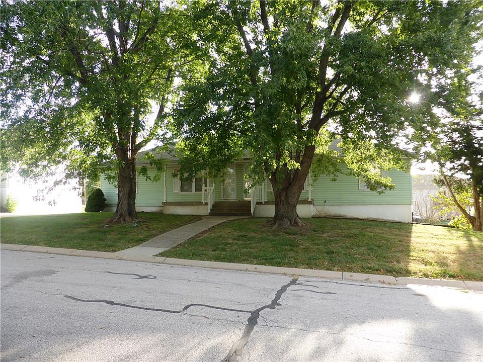 1st image of 1303 Valley Woods Ct