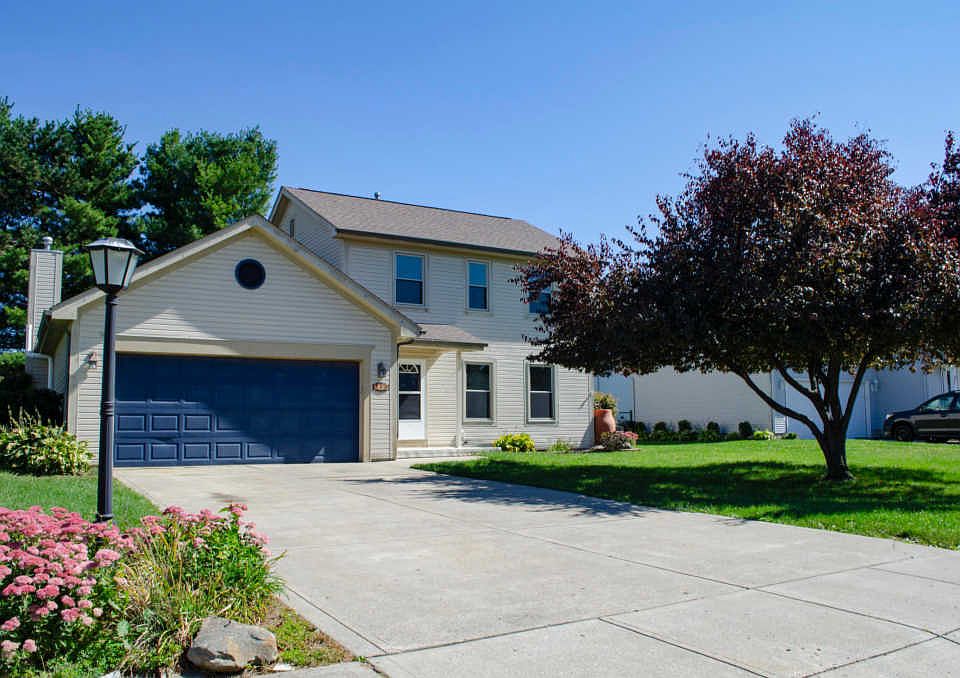 1st image of 300 Stone Hedge Row Dr