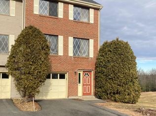 16 Rollins Ct, Merrimack, NH 03054