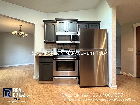 4th image of 1515 24th Street Pl SE