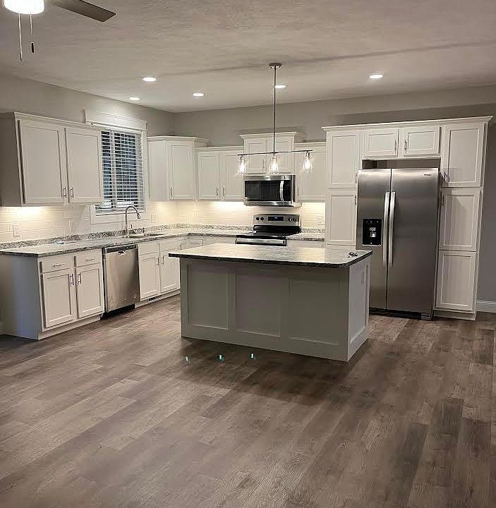 1st image of 5042 W Canyon Dr