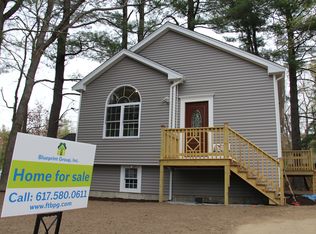 2 Holly Rd, Holbrook, MA 02343