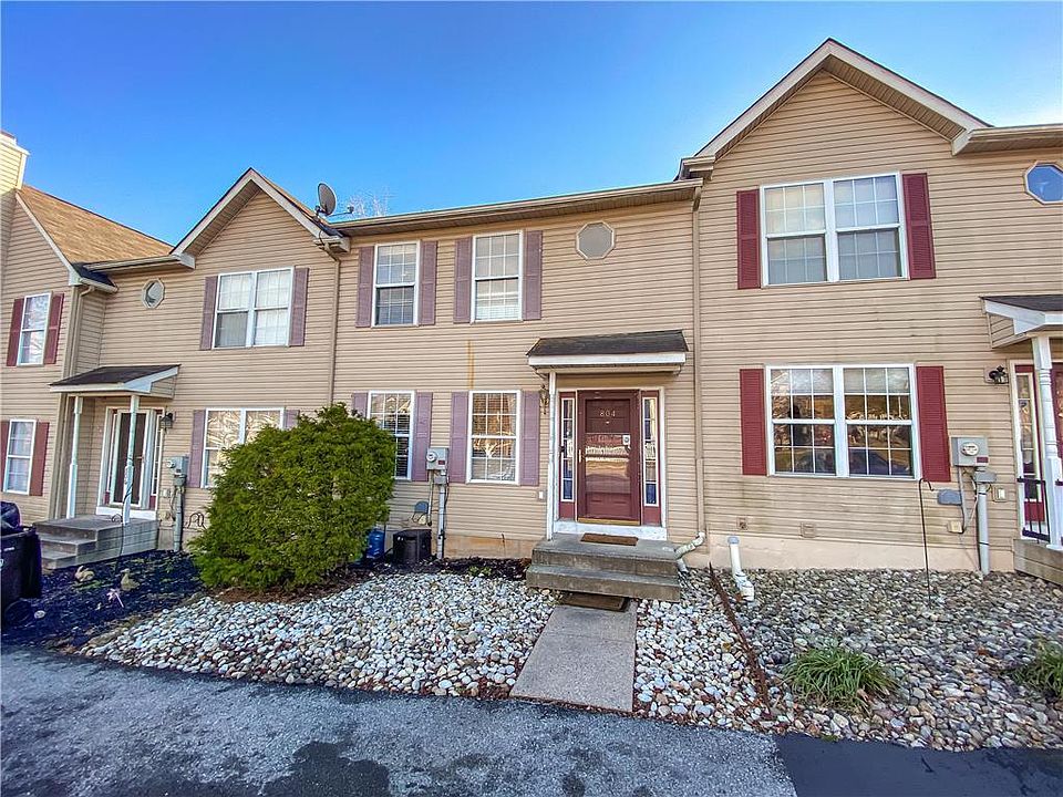 804 Cove Ct, Freemansburg, PA 18017 Zillow