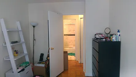 Rented by Manhattan Apartment Organization