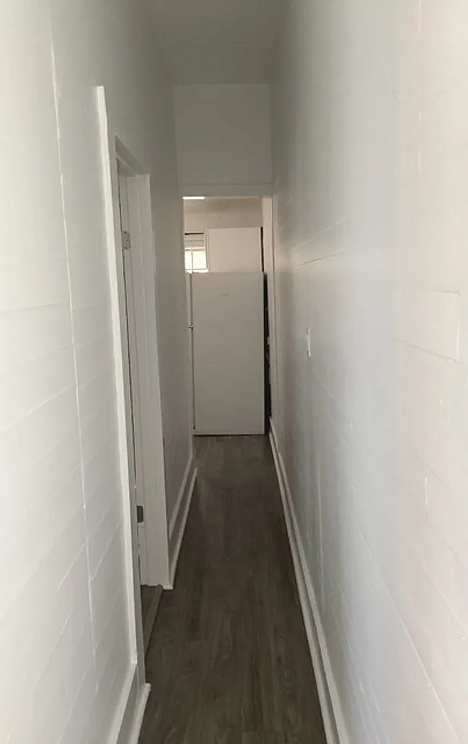 Old Town Location - 1 bed / 1 bath Apartment — Photo 4