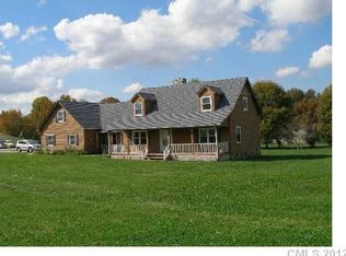 4048 Holly Springs Dr, Newton, NC 28658