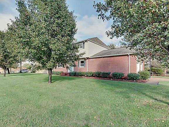 3rd image of 5824 Lancelot Dr