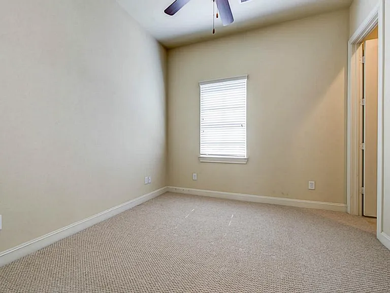 6310 Grand Blvd — Photo 20