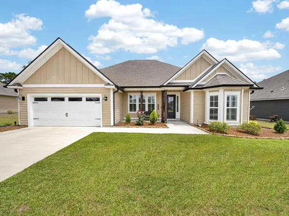3059 Reynolda Dr, Hahira, GA 31632