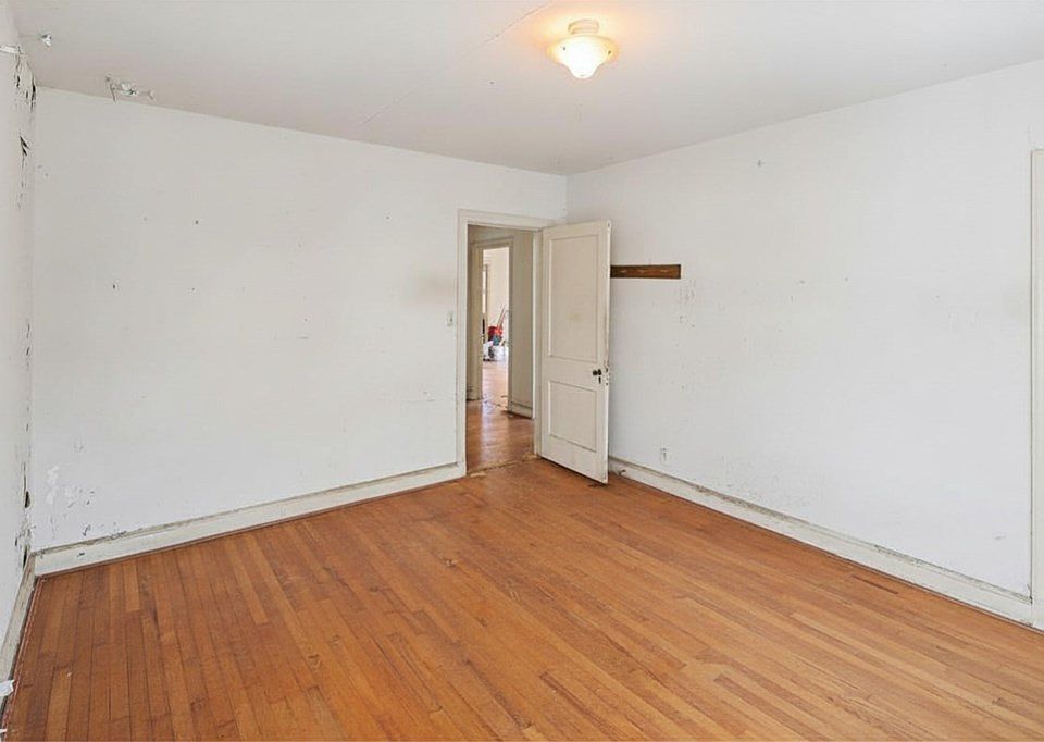 19th image of 379 Old Rock Rd