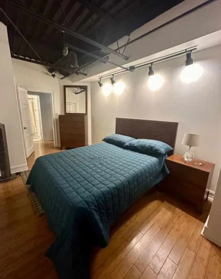 Upgraded 1 bedroom unit- Walking distance to campus! — Photo 4