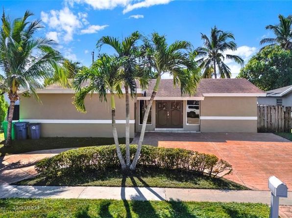9650 NW 24th St, Sunrise, FL 33322