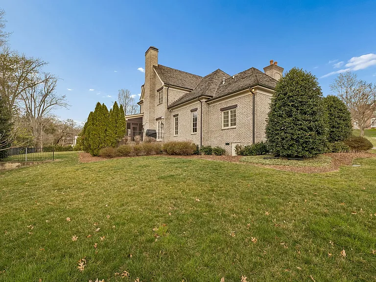 4533 Alcott Dr — Photo 77
