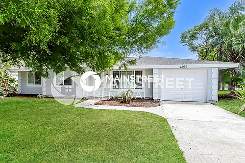 1206 Cricket Dr NE Photo 1