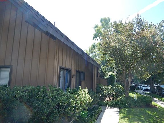 3rd image of 9658 Amigo Ave Unit 112
