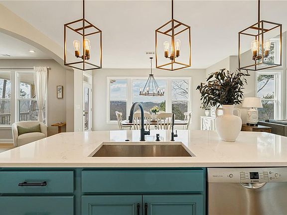 3rd image of 7830 Scenic Ridge Way