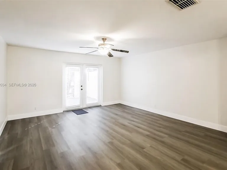 9732 NW 15th St #306 — Photo 4