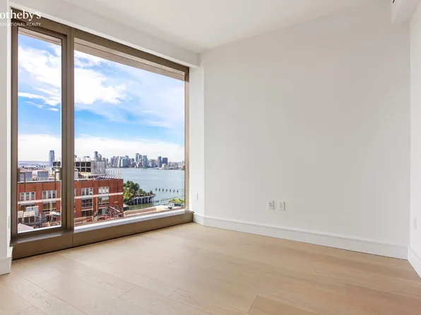 500 West 18th Street image 12 of 16