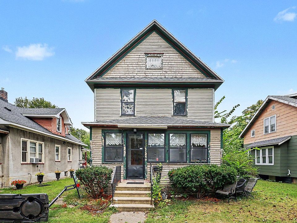1st image of 909 Clinton Ave