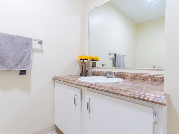 3rd image of 5703 Oxford Ln #17295300