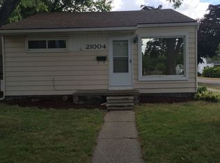 21004 Atlantic Ave, Warren, MI 48091