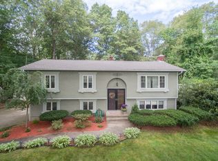14 Orchard Ave, Smithfield, RI 02828