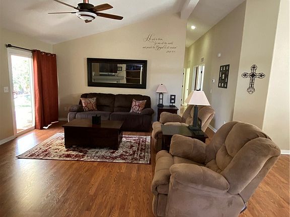 5th image of 20067 Crestview Dr