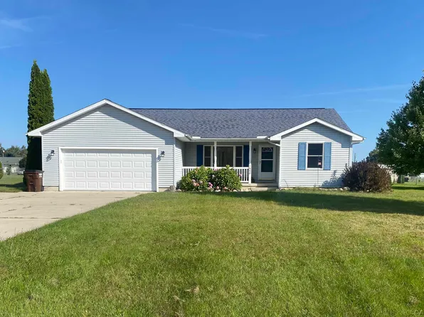 1998 Friar Tuck Cir, Adrian, MI 49221