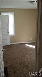 3rd image of 10244 Oak Ave