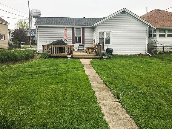 2nd image of 420 W Washington St