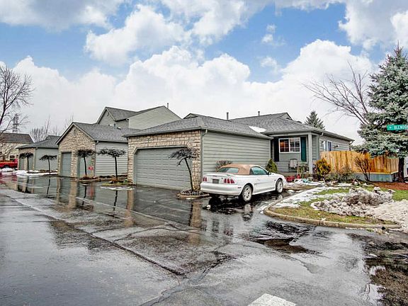 3rd image of 5775 Blendon Place Dr