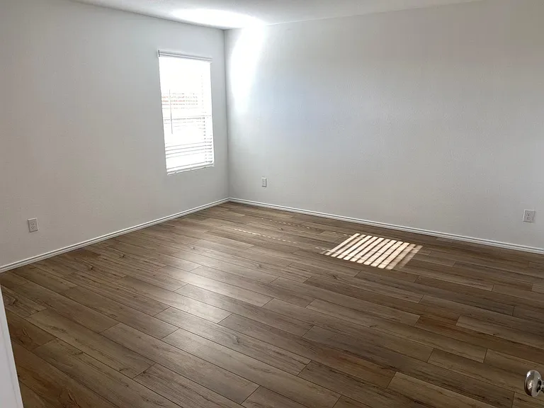 1609 River Crossing Dr — Photo 9
