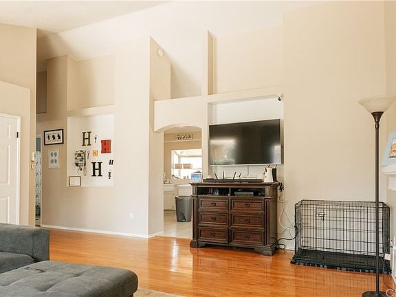 5th image of 35376 Emerald Ct