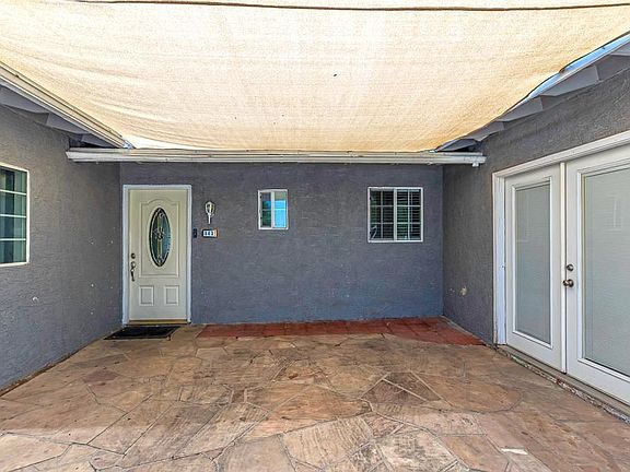 5th image of 943 S 9th Ave