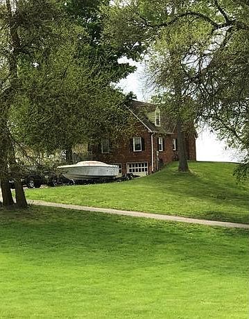 2nd image of 1785 State Route 252
