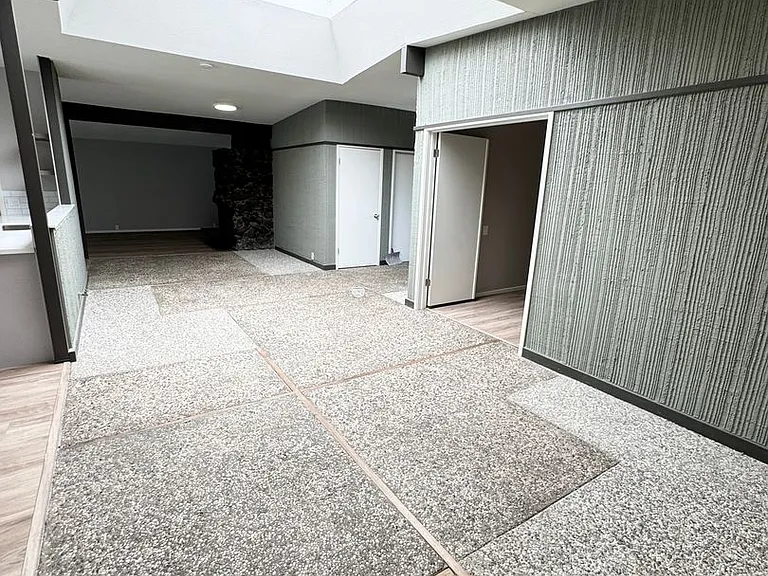 1503 Brown Dr — Photo 4