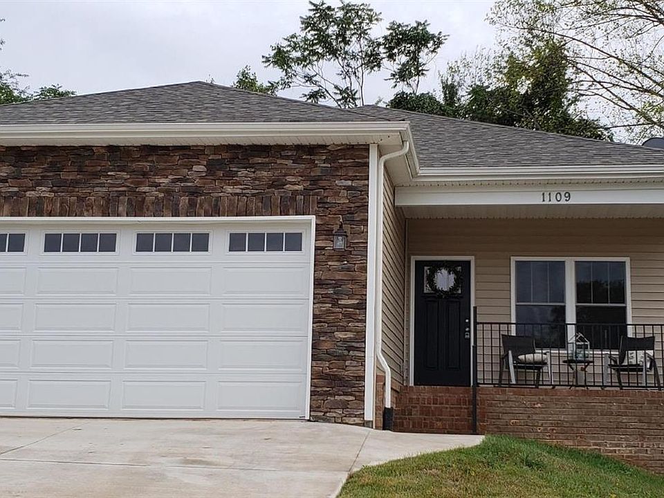 1st image of 1109 Emerald Crest Dr Lot 40