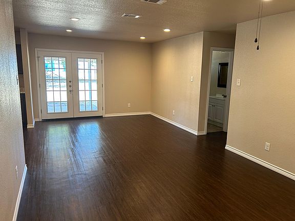 2nd image of 2708 W Boyce Ave