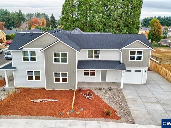 310 NE Clay St, Sublimity, OR 97385